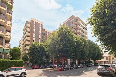 COLOGNO MONZESE-3LOCALI CON CUCINA ABITABILE (AFFI