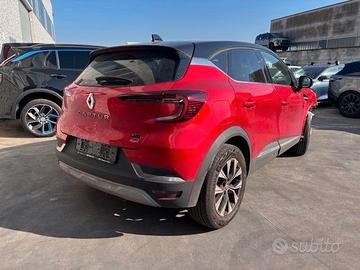 Per ricambi Renault Captur E- Hybrid 2023 H4MC6
