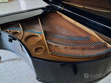 Pianoforte a mezza coda C. Bechstein nero lucido