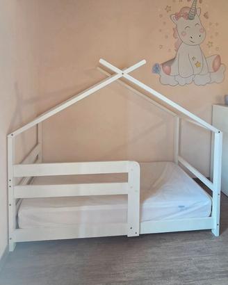 Letto montessoriano a casetta 80x160 con materasso