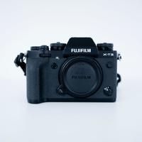 Fujifilm xt-3 (solo corpo) con 5 batterie