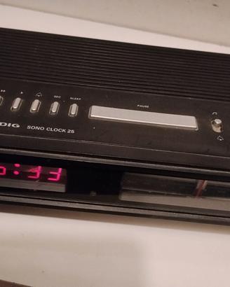Radiosveglia vintage Grundig