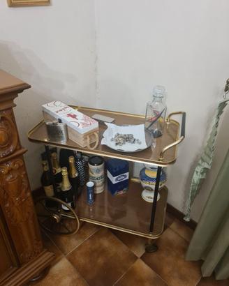 Arredamento per sala completo di tutto