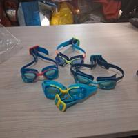 occhialini da piscina regola