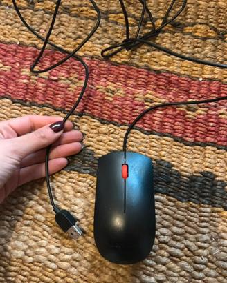Mouse Lenovo con cavo USB