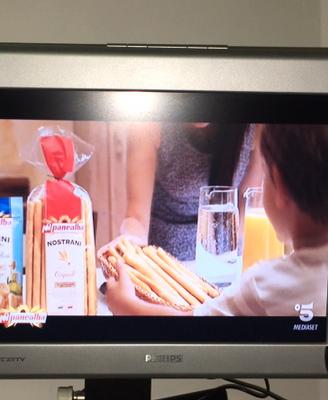 TV Philips 15' FLAT