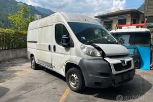 Ricambi Peugeot Boxer 2011 bianco 2200cc TD
