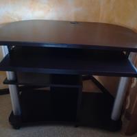 scrivania o porta tv