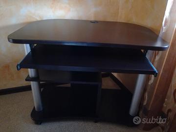 scrivania o porta tv