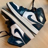 Scarpe Airjordan mid 1