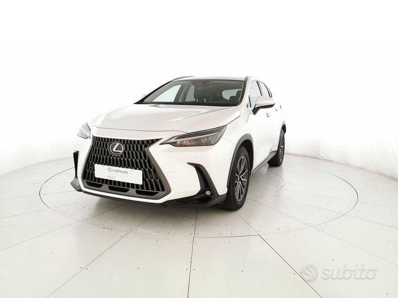 Lexus NX 2ª serie