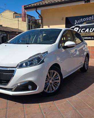 Peugeot 208 BlueHDi 75 5 porte allure