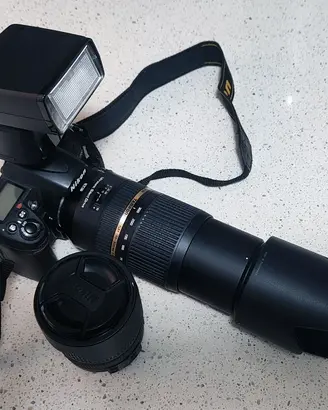 NIKON D7000 CON 3 OTTICHE COMPRESE