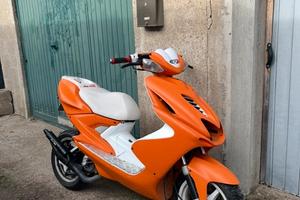 aerox 75malossi (valentino rossi)