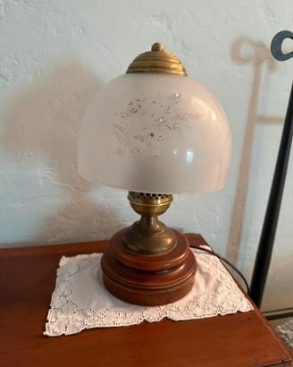 2 Lampade da tavolo classiche + paralume in vetro