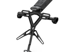 TRACER 9 PORTA TARGA E PROTEZIONI SERBATOIO