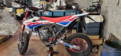Fantic motor motard 125cc M casa 4t (2018)