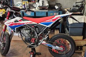 Fantic motor motard 125cc M casa 4t (2018)