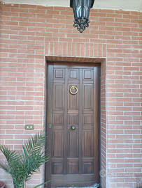 Bifamiliare ampia completamente ammobiliata