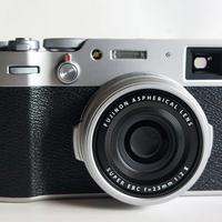 FUJIFILM X100V silver
