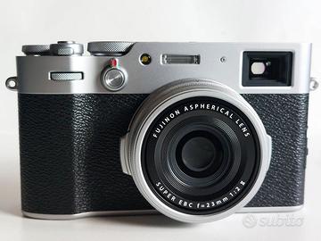 FUJIFILM X100V silver