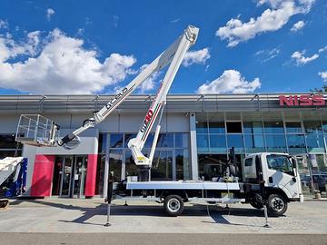 Isuzu F