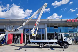 Isuzu F