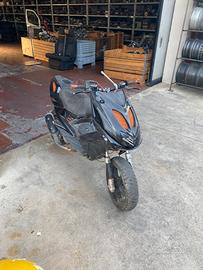 Per ricambi Aerox 50