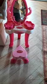 tavolo toilette con specchio 