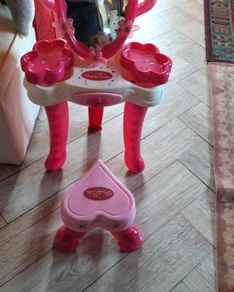 tavolo toilette con specchio 