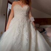 abito da sposa marchio pronovias