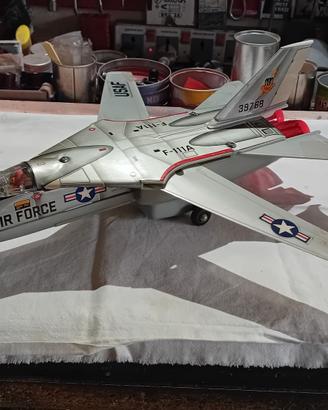modellino aereo latta anni 60