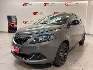 Lancia Ypsilon 1.0 FireFly 5 porte S&S Hybrid Gold