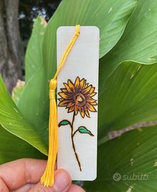 Segnalibro in legno pirografato a mano