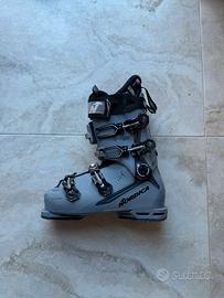 Scarpone sci Nordica 100