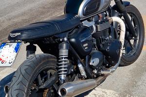 triumph street twin 900