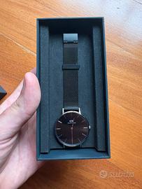 Orologio DW completamente nuovo