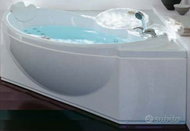 Jacuzzi Vasca idromassaggio- modello Celtia