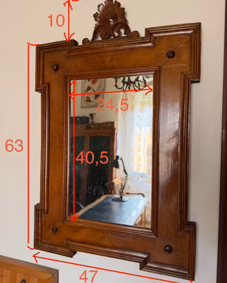 Specchio antico con cornice in legno