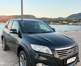 Toyota RAV 4 RAV4 2.2 D-4D 150 CV Lounge