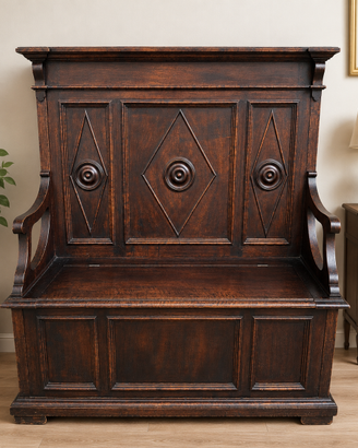 Cassapanca in legno massello- neorinascimentale