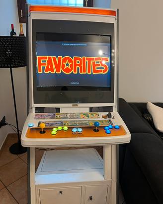 Cabinato arcade
