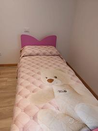 Letto bambina forma di fiocco