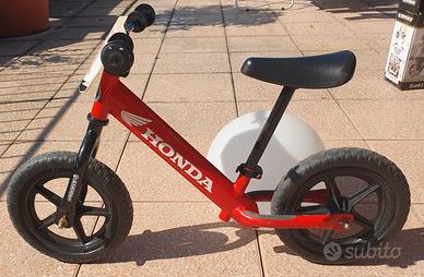 Strider Honda rossa dai 18 mesi a 5 anni