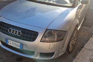 Audi TT Roadster 1.8 T 225 anno 2001