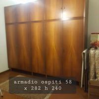 Armadio anni 60 con appenderia ripiani e cassetti