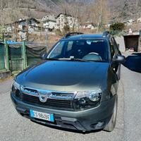 dacia Duster laureate 4x4  1,5 cc 110 cv