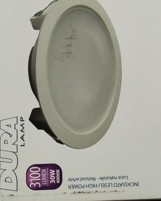 N.4 faretti a Led DURA.
