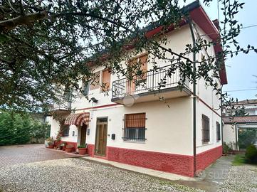 CASA SEMINDIPENDENTE A MOLINELLA