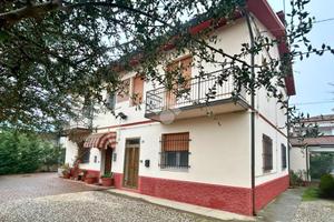 CASA SEMINDIPENDENTE A MOLINELLA